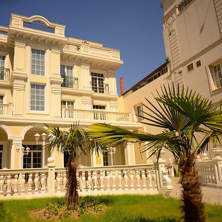 Hotel Vila Imperial Elbasan Exterior photo