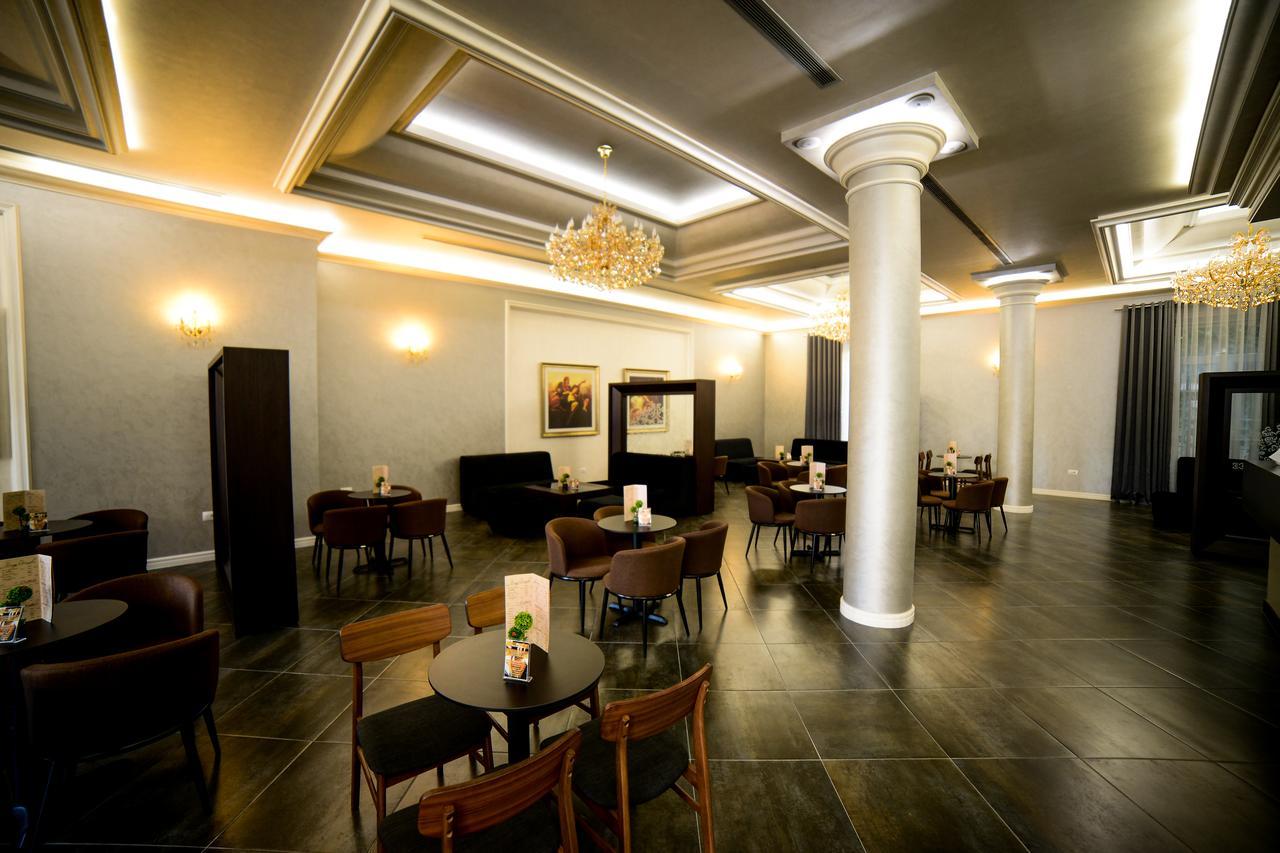 Hotel Vila Imperial Elbasan Exterior photo
