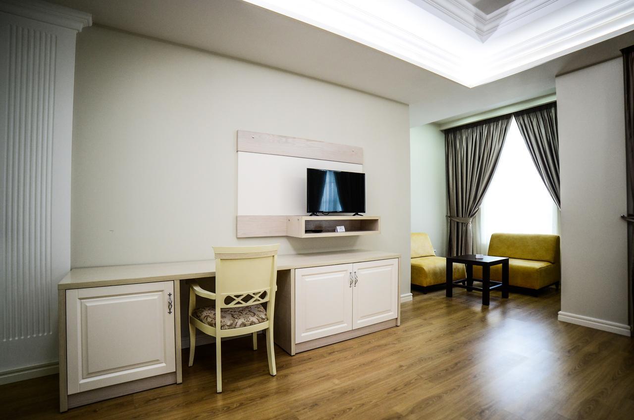 Hotel Vila Imperial Elbasan Exterior photo