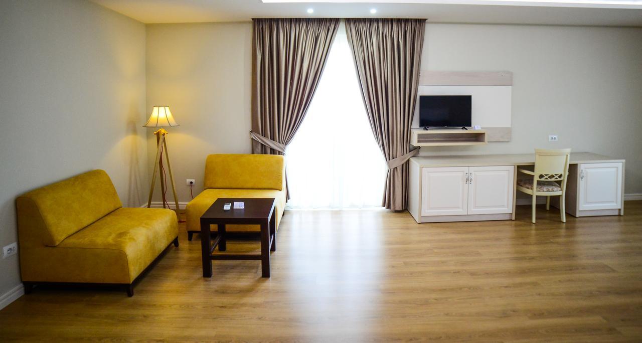 Hotel Vila Imperial Elbasan Exterior photo
