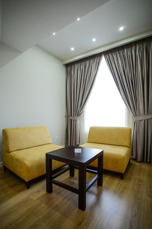 Hotel Vila Imperial Elbasan Exterior photo