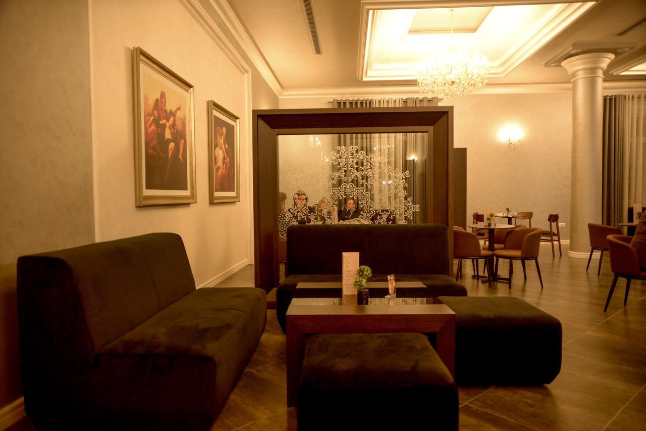 Hotel Vila Imperial Elbasan Exterior photo